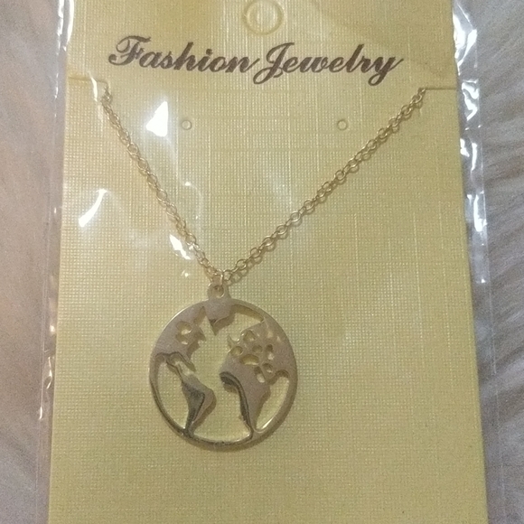 Jewelry - My world goldtone Necklace
